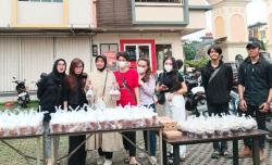 RPA Perindo Jabar Tebar 200 Paket Takjil untuk Warga Bandung di Bulan Ramadhan<