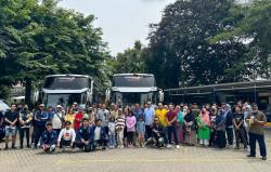 Ratusan Pemudik Tujuan Jawa Ikut Program Mudik Gratis IKAFEB Trisakti
