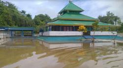 Ratusan Rumah di Teluk Bintuni Kebanjiran, Warga Diminta Waspada Hujan Masih Mengintai