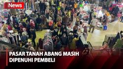 Antrean Mengular, Pasar Tanah Abang Masih Dipenuhi Pembeli di H-3 Lebaran