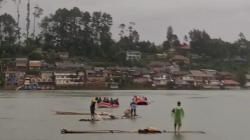 Main Rakit di Situ Cileunca Bandung, 2 Remaja Jatuh lalu Hilang Tenggelam