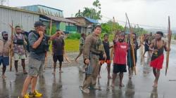 Cegah Bentrok Susulan 2 Kelompok di Nduga, Personel Gabungan Gelar Patroli<