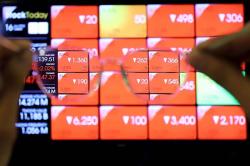 IHSG Sepekan Melemah 3,6 Persen, Kapitalisasi Pasar Turun Jadi Rp12.099 Triliun