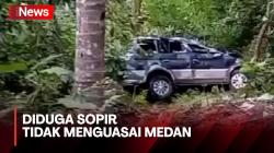 Mobil Pengangkut Rombongan Pengantin Jatuh ke Jurang di Trenggalek, Satu Penumpang Tewas