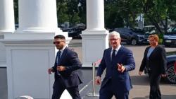 Cerita Mahasiswa Mimpi Selfie Bareng Tim Cook Jadi Nyata, Rela Menunggu Berjam-jam 