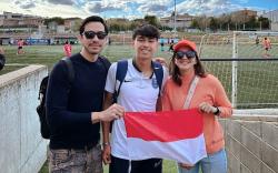 Darius Sinathrya dan Donna Agnesia Bahagia Anaknya Dipanggil Seleksi Timnas U-16