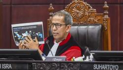 Saldi Isra Dissenting Opinion, Yakin Ada Pj Kepala Daerah Tidak Netral di Pilpres