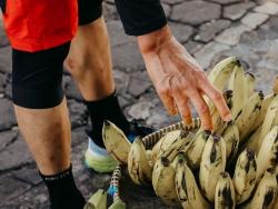 Tak Hadiri Penetapan Presiden-Wapres Terpilih, Ganjar Unggah Foto Ini