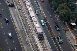 Penumpang LRT Jabodebek Naik Pascalebaran