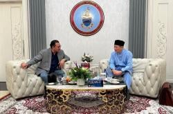 Denny JA: Diplomasi Lewat Sastra Akan Lebih Efektif