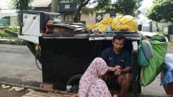 Nasib Adibah dan Fathullah Pasutri di Bandung, Tinggal di Gerobak sejak Pandemi<