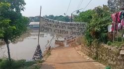 5 Bulan Lebih Akses Cipayung-Sawangan Kebanjiran, Ekonomi Warga Terganggu