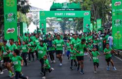 Ribuan Warga Bandung Ikuti Road to Milo Activ Indonesia Race 2024