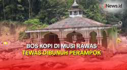 Warga Lembah Anai Mulai Bersih-Bersih Pasca Banjir Bandang di Sumbar