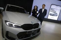 Sensasi Pengalaman Berkendara dengan BMW Connected Drive