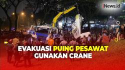 Melihat Proses Evakuasi Puing Pesawat Jatuh di BSD dengan Crane, Diangkut ke Lapangan Terbang Pondok Cabe