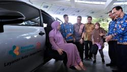 Punya Fitur Khusus, Toyota Sienta Welcab Diserahkan Bantu Pasien RS dan Disabilitas