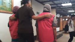 2 Tersangka Kasus Korupsi PNPM-MP di Lombok Timur Ditahan di Lapas Wanita Mataram<