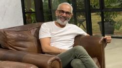 Sukhdev Singh Sutradarai Series Kartu Keluarga, Terjun Langsung setelah 35 Tahun Berkarier!