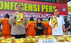 Polisi Tangkap 5 Tersangka Sindikat Narkoba Aceh-Jabar, Sita 24 Kg Sabu<