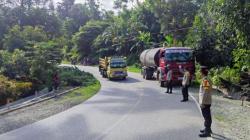 Kronologi Kecelakaan Truk Lindas 5 Orang di Kolaka, Motor Tiga Roda Hilang Kendali<