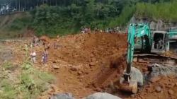 3 Penambang Pasir di Lumajang Masih Tertimbun Longsor, Pencarian Dilanjutkan Pagi Ini