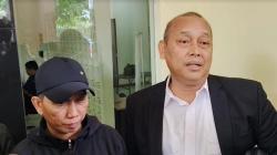 Ayah Pegi Temui Anaknya 40 Menit di Tahanan Polda Jabar, Pesan Jangan Tinggalkan Sholat