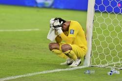 Kabar Terbaru Cedera Ernando Ari dan Malik Risaldi usai Dicoret dari Timnas Indonesia