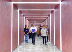 Menteri Luhut Tinjau Area Kerja INA DIGITAL sebagai Tempat Berkumpulnya Talenta Anak Bangsa