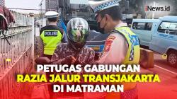 Hindari Razia Petugas, Motor Nekat Lawan Arah di Jalur Transjakarta Matraman