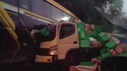 Kecelakaan Truk Oleng Tabrak Bus di Karangkamulyan Ciamis, Sopir Luka Parah