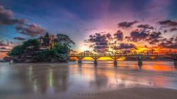 Desa di Malang Harus Dikunjungi Minimal Sekali Seumur Hidup, Pantainya Mirip Tanah Lot