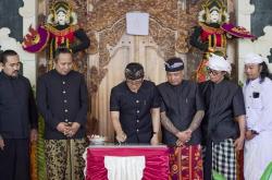 Lewat Badung Angelus Buana, Bupati Giri Prasta Resmikan Balai Banjar Adat Batur Kota