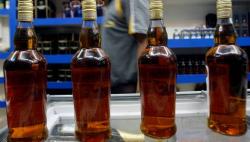 36 Orang Tewas akibat Tenggak Miras Oplosan di India, Puluhan Dirawat