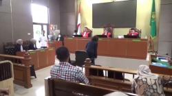 Pilu, Ibu di Karawang Digugat Anak Kandung karena Warisan<