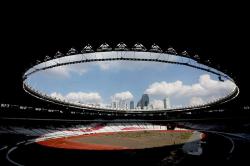Revitalisasi Rumput Lapangan Stadion GBK