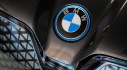 Unik, BMW Bakal Bikin Mobil Listrik Bertransmisi Manual
