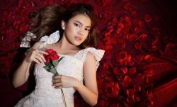 Mengheningkan Cinta, Sebuah Judul Unik dari Syarla Marz