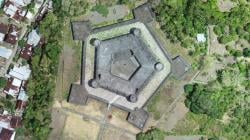 Benteng Belgica di Pulau Naira Maluku, Tempat Pertempuran Sengit VOC dan Portugis<