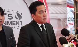 Erick Thohir Bawa Piala Figur Olahraga, Puji Acara Indonesian Sports and Entertainment Awards 2024