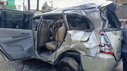 Toyota Innova Angkut 7 Orang Tertabrak KA Babaranjang di OKU<