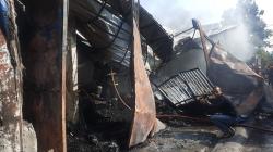 Identitas Korban Kebakaran Gudang Perabotan di Bekasi, Suami-Istri hingga Keponakan