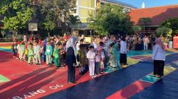 Cerita Orang Tua Anaknya Semangat Bangun Pagi di Hari Pertama Masuk SD