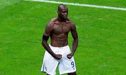 Mario Balotelli Buka-bukaan Soal Skandal Masuk Penjara Wanita