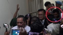 Senyum Bahagia Pegi saat Dibebaskan, Ucap Terima Kasih kepada Netizen dan Wartawan<