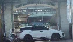 Orang Tua Parkir Mobil Depan Gerbang SMPN 1 Cibinong, Diduga akibat Anaknya Tak Lolos PPDB