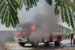 Mobil Damkar Dibakar Massa saat Penertiban Bangunan Ilegal di Deliserdang