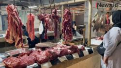 Harga Daging Ayam di Pasar Tradisional Kosambi Bandung Tembus Rp40.000 per Kg 
