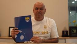 Resmi! Bojan Hodak Perpanjang Kontrak di Persib hingga 2026