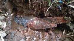 Malang Heboh, Pemulung Temukan Torpedo Aktif Peninggalan Jepang di Sungai<